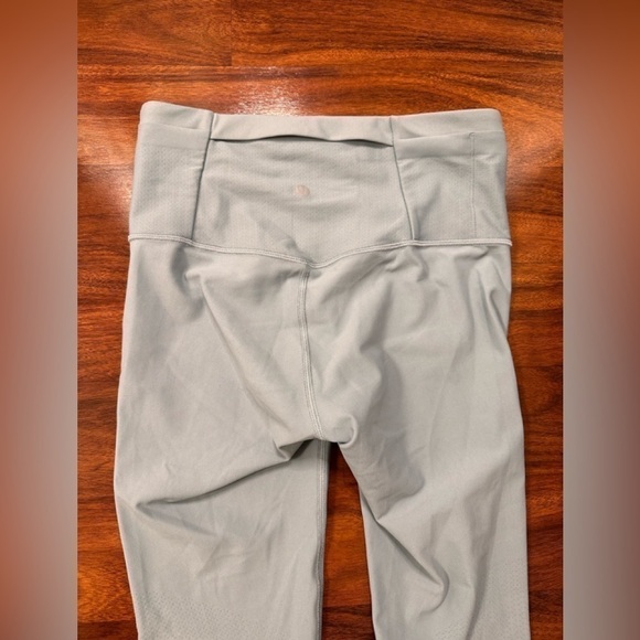 LULULEMON Zoned In Tight 27” *Envelope Pocket size 8 EUC - Picture 5 of 6